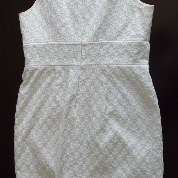 Adrianna Papell Bridal Dress - Picture 6 of 8